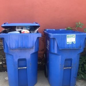 Meet your Posher, Debora